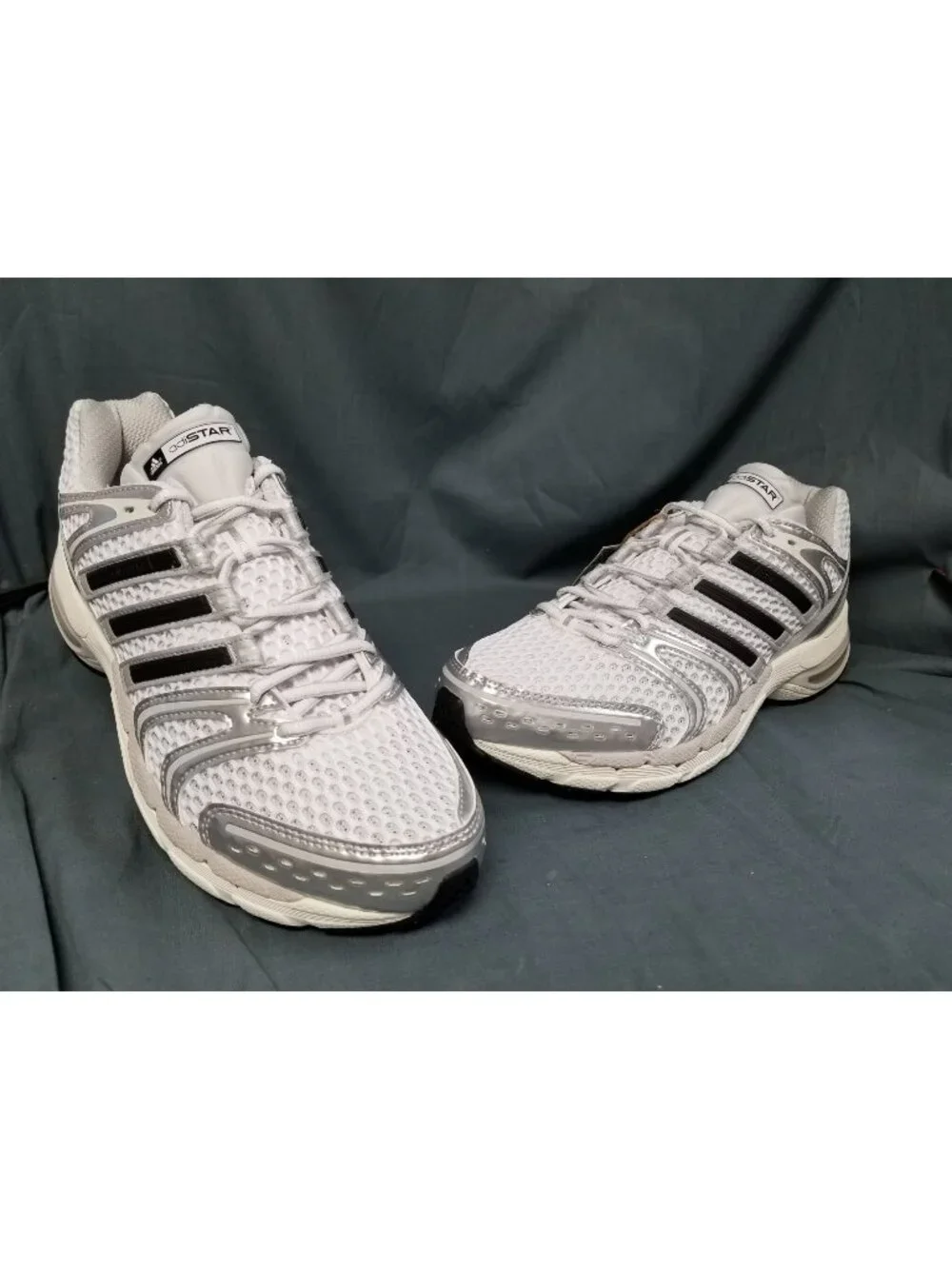 Adidas Adistar Control 5 J (GS) Grey Silver Metallic Boys Size 5 NEW NO BOX!